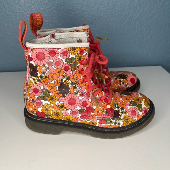 Doc Dr Martens Girls Pink Orange Floral Delaney Boots - Picture 3 of 6